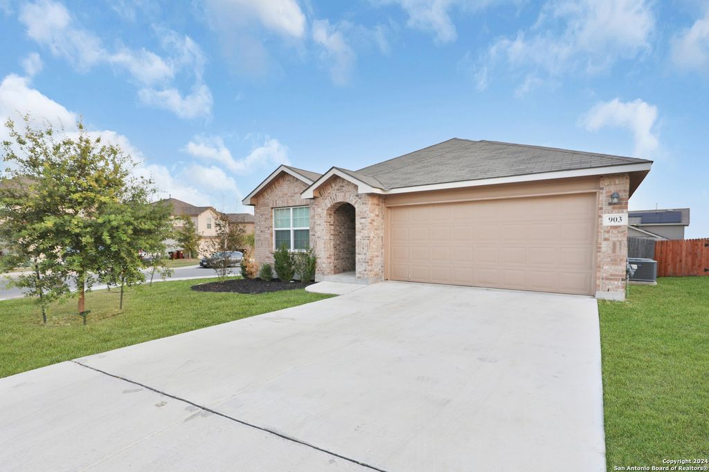 Photo of 903 Red Merganser, San Antonio, TX 78253 (MLS # 1936919)