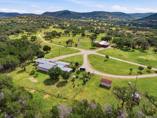 18954 STATE HIGHWAY 16 N, MEDINA, TX 78055 - Image e5d6300bd42bdc75a5b07fed65f20da6/324945188
