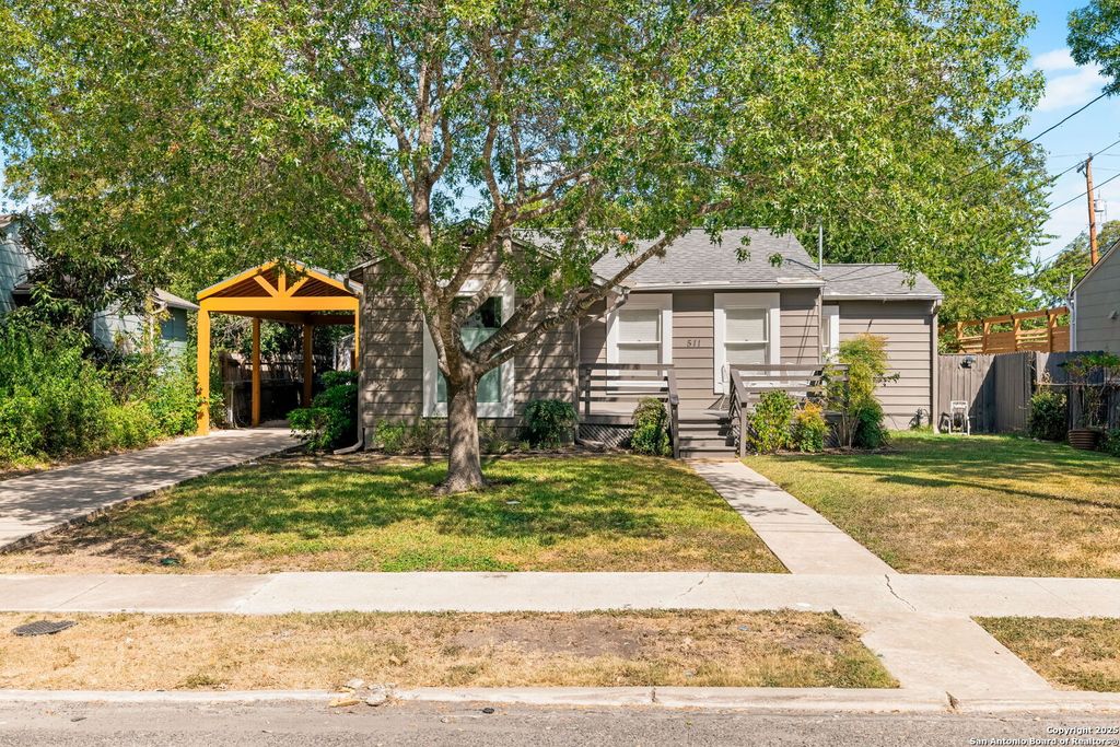 Photo of 511 N Meadowlane, San Antonio, TX 78209 (MLS # 1916132)