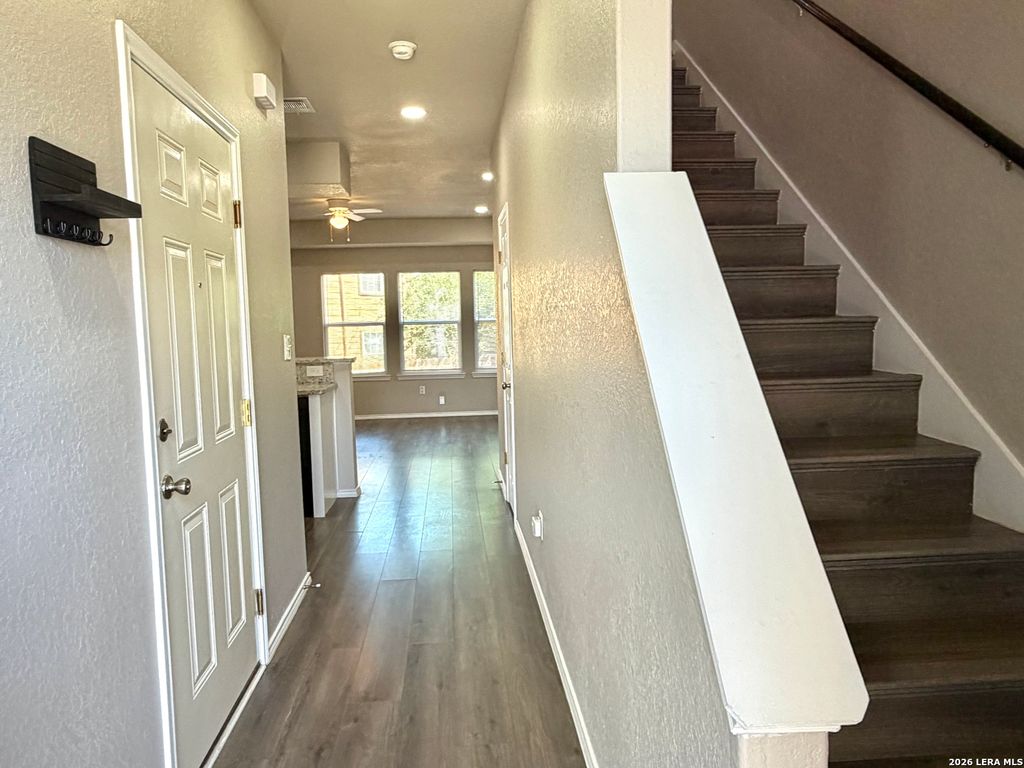 Photo of 7109 Georgeann Dr 101 #101, San Antonio, TX 78239 (MLS # 1955486)