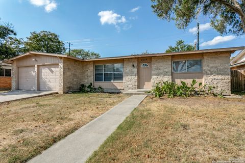 A home in Universal City