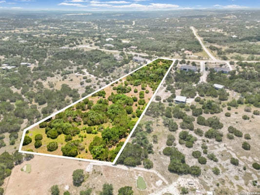242 RIDGE PT, SPRING BRANCH, TX 78070 - Image e5f0ab1a31ef61e9f1d74b23dbfb7ead/413944250