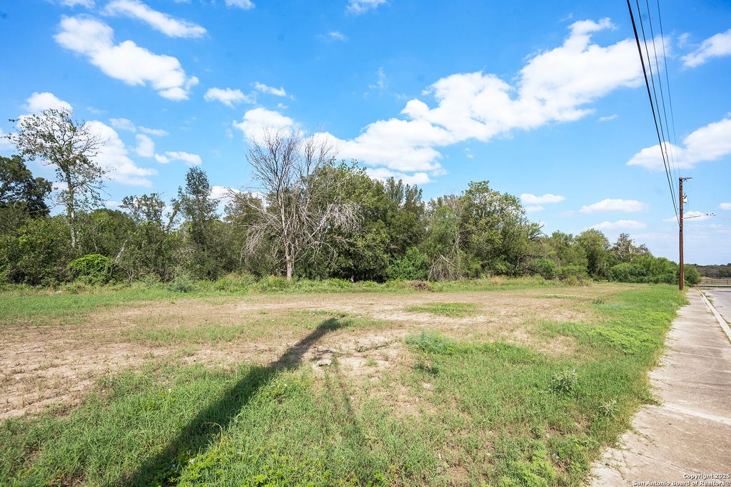 Photo of 319 Bundy, San Antonio, TX 78220 (MLS # 1908101)