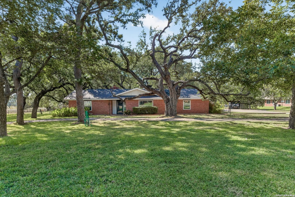 Photo of 1205 YELLOWSTONE ST, Pleasanton, TX 78064 (MLS # 2016318)