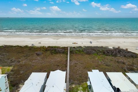 A home in Port Aransas