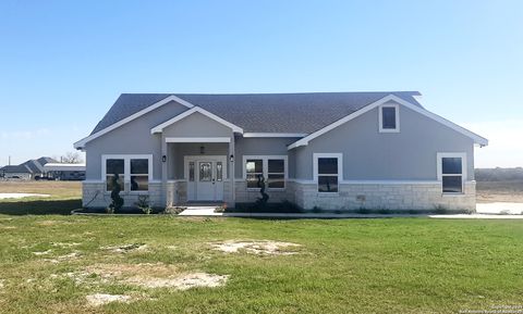 A home in Floresville