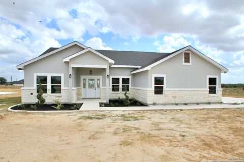 A home in Floresville