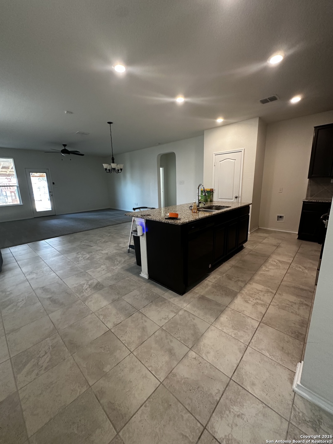 3115 Mission Bell