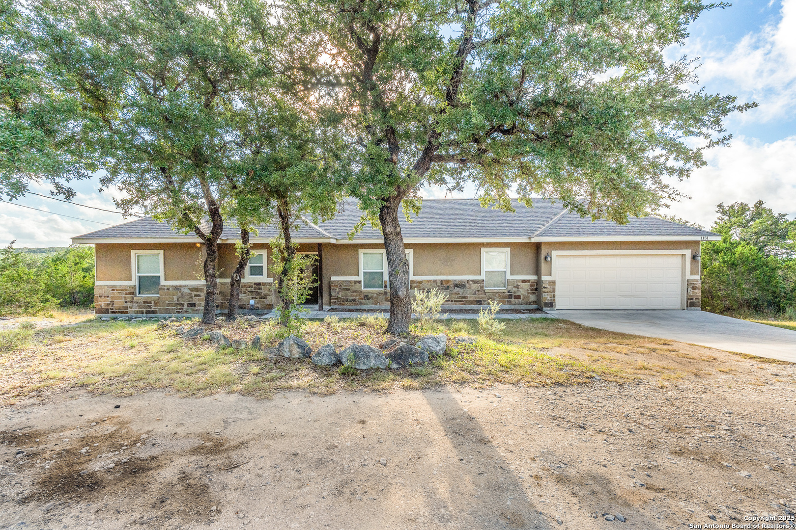 1131 Rocky Ridge
