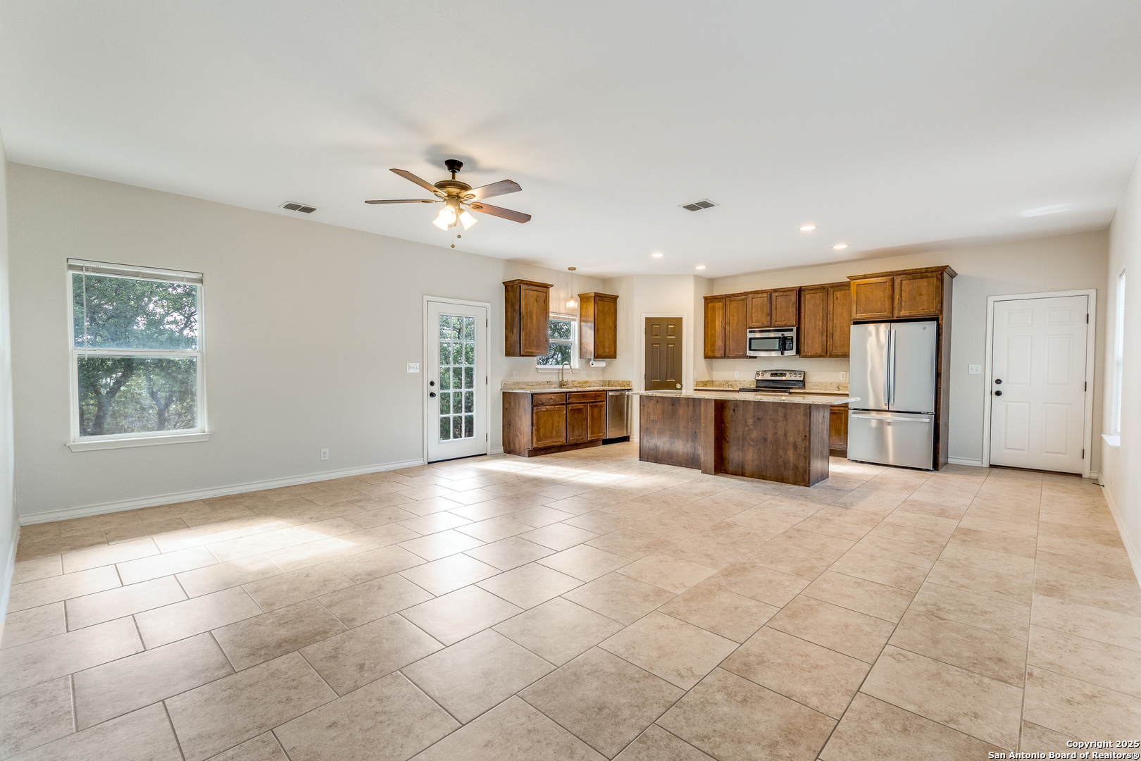 1131 Rocky Ridge