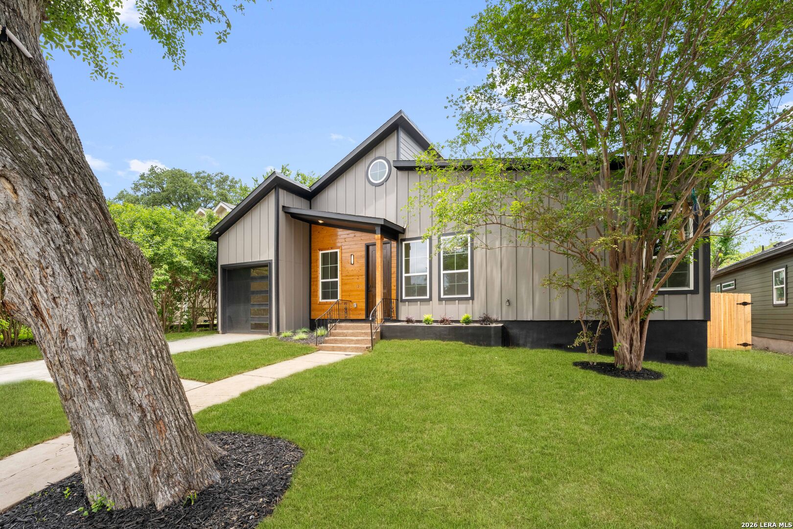 435 IRVINGTON DR