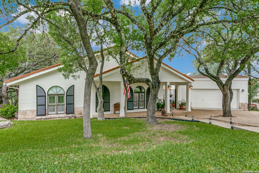 Photo of 29341 No Le Hace, Fair Oaks Ranch, TX 78015 (MLS # 1966406)