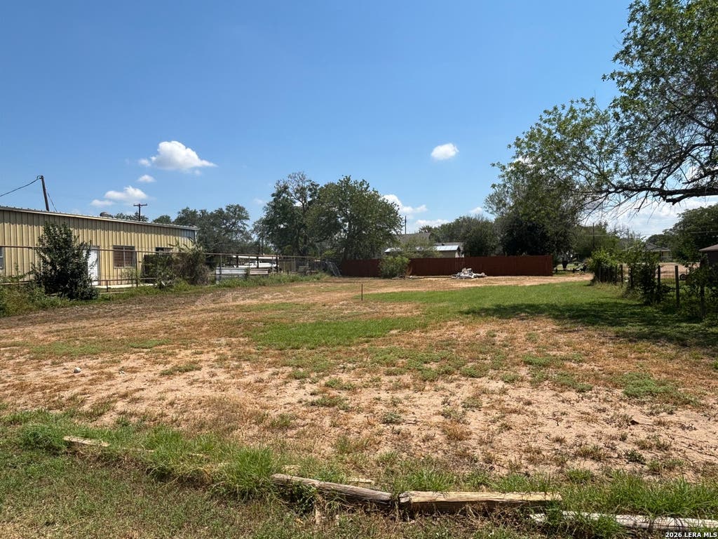 Photo of 00 Renfro, Devine, TX 78016 (MLS # 1967694)