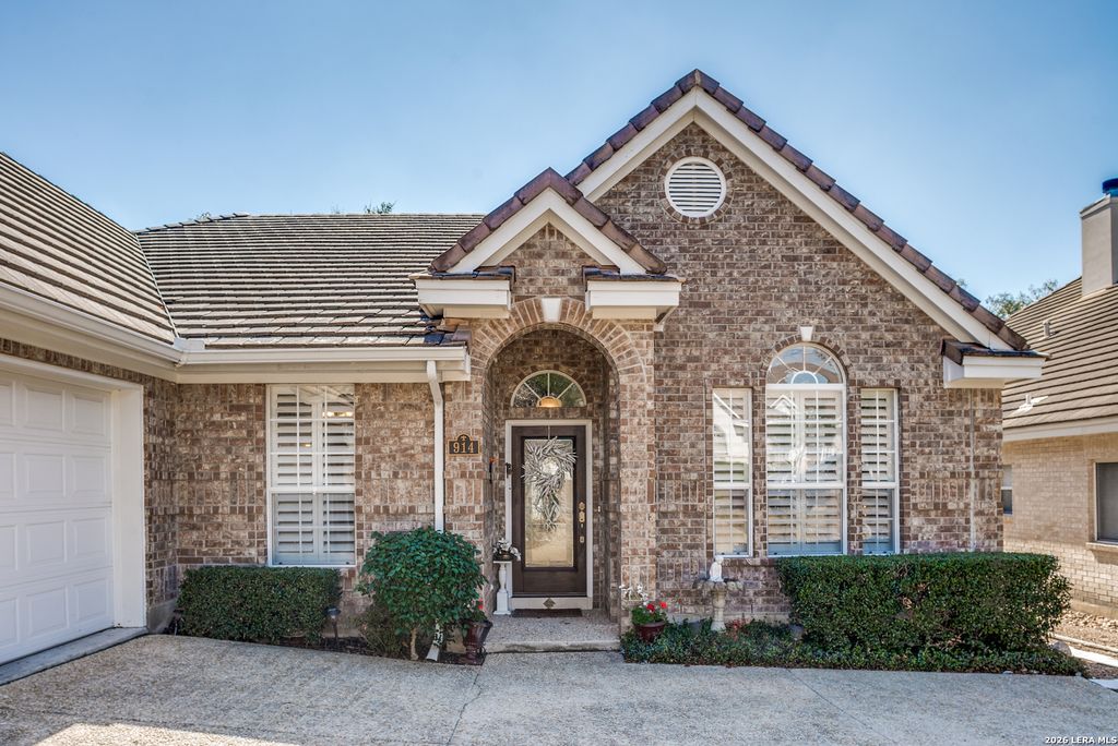 Photo of 914 Grassy Meadows, San Antonio, TX 78258 (MLS # 1942101)