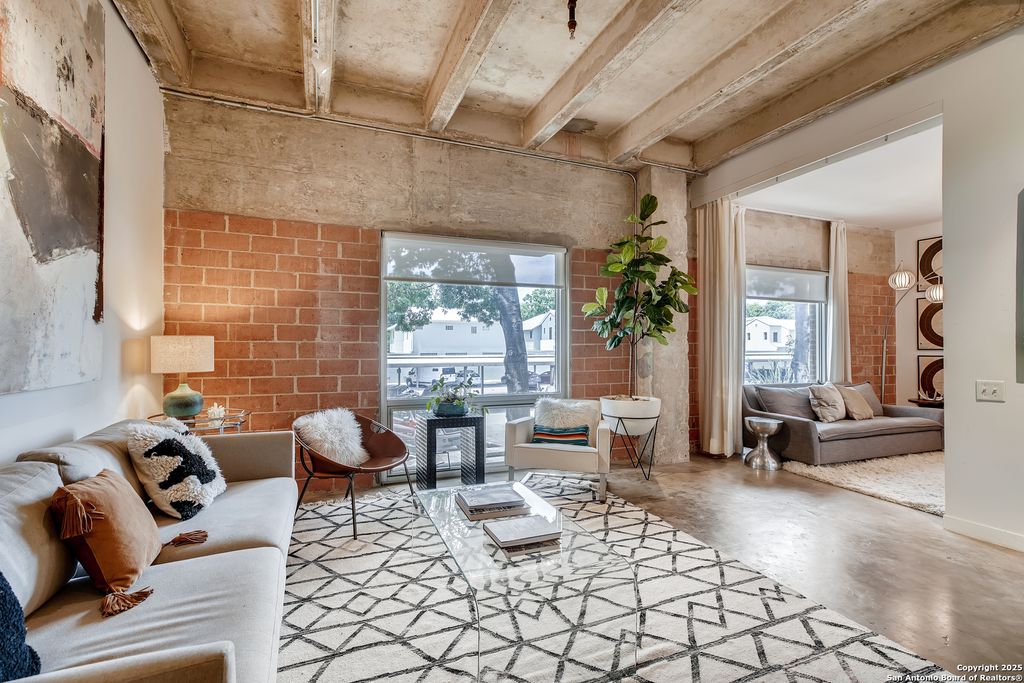 Photo of 1115 S Alamo 2203 #2203, San Antonio, TX 78210 (MLS # 1907751)