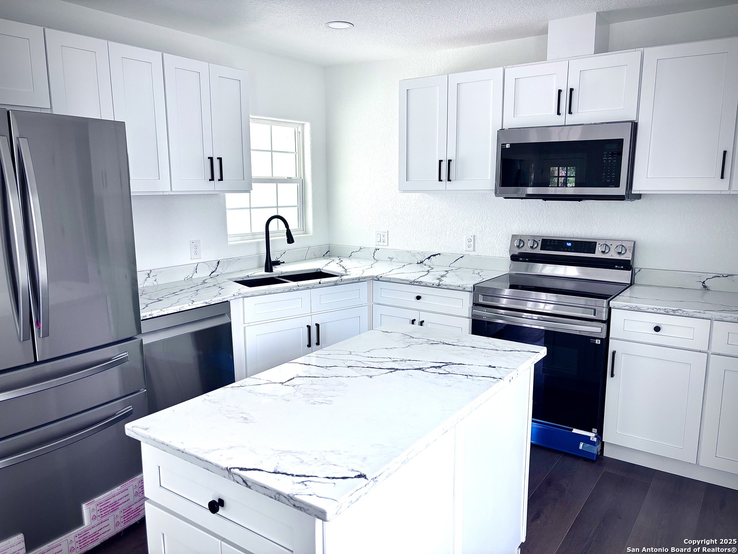 202 Dawnview