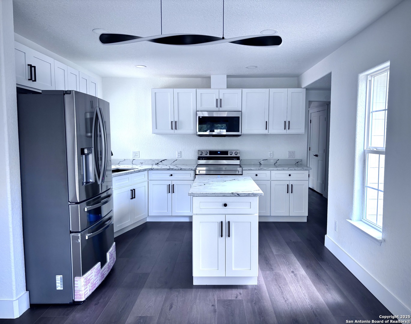 202 Dawnview