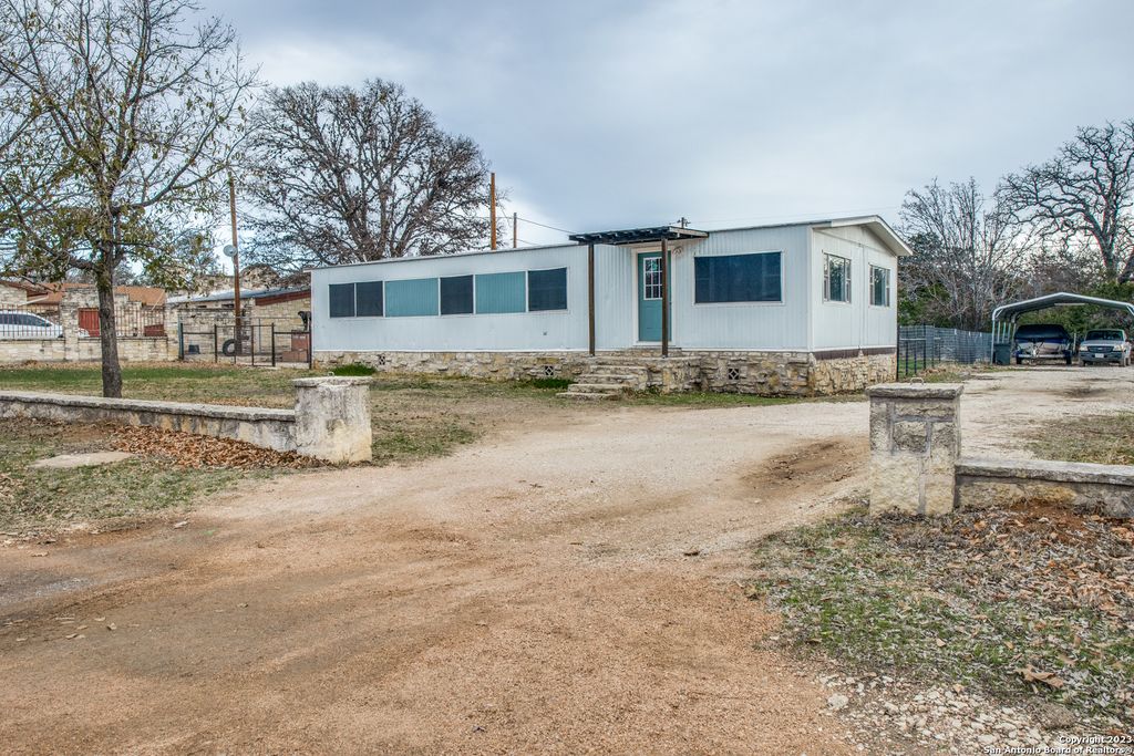 Photo of 741 JULIA DR, Comfort, TX 78013 (MLS # 1667130)