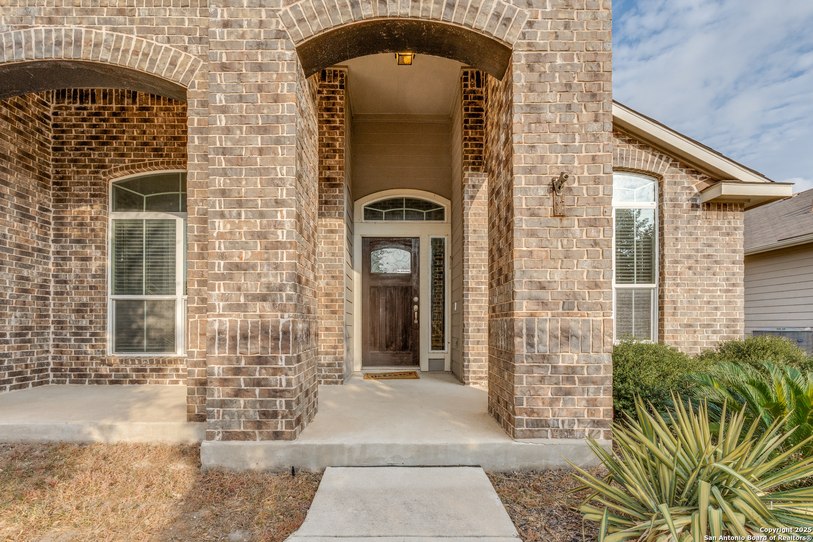 925 Cypress Ml