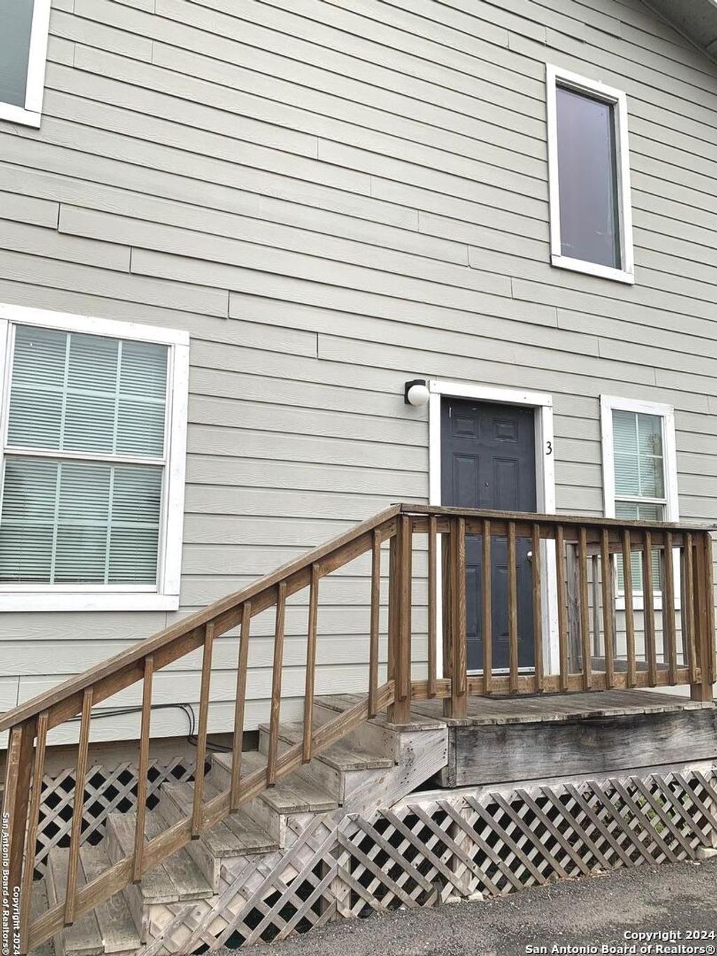 Photo of 1511 W Ashby Place 3 #3, San Antonio, TX 78201 (MLS # 1916145)