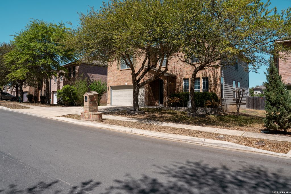 Photo of 6721 Spearwood, Live Oak, TX 78233 (MLS # 1954680)
