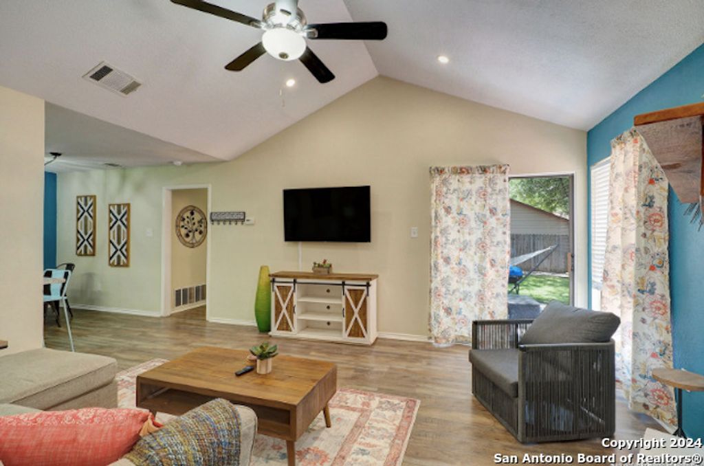 Photo of 12515 VALLE DEZAVALA, San Antonio, TX 78249 (MLS # 1913430)