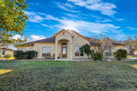 A home in Floresville