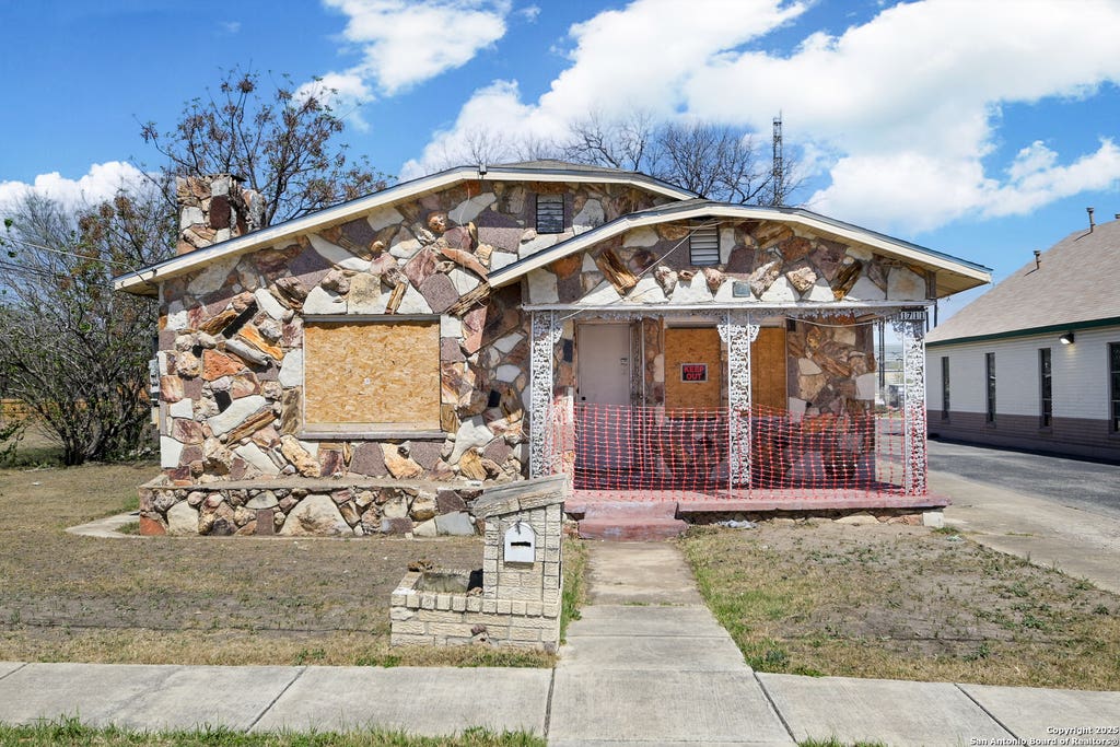 Photo of 1711 Burleson, San Antonio, TX 78202 (MLS # 1970286)
