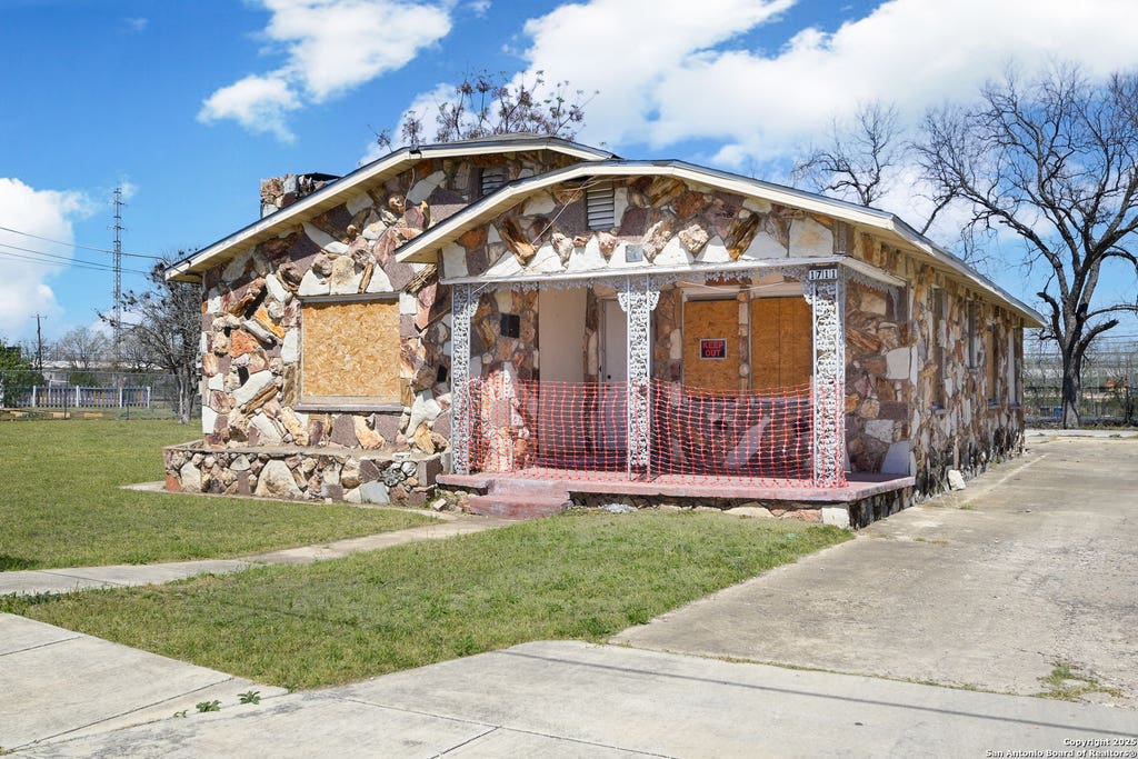 Photo of 1711 Burleson, San Antonio, TX 78202 (MLS # 1970286)