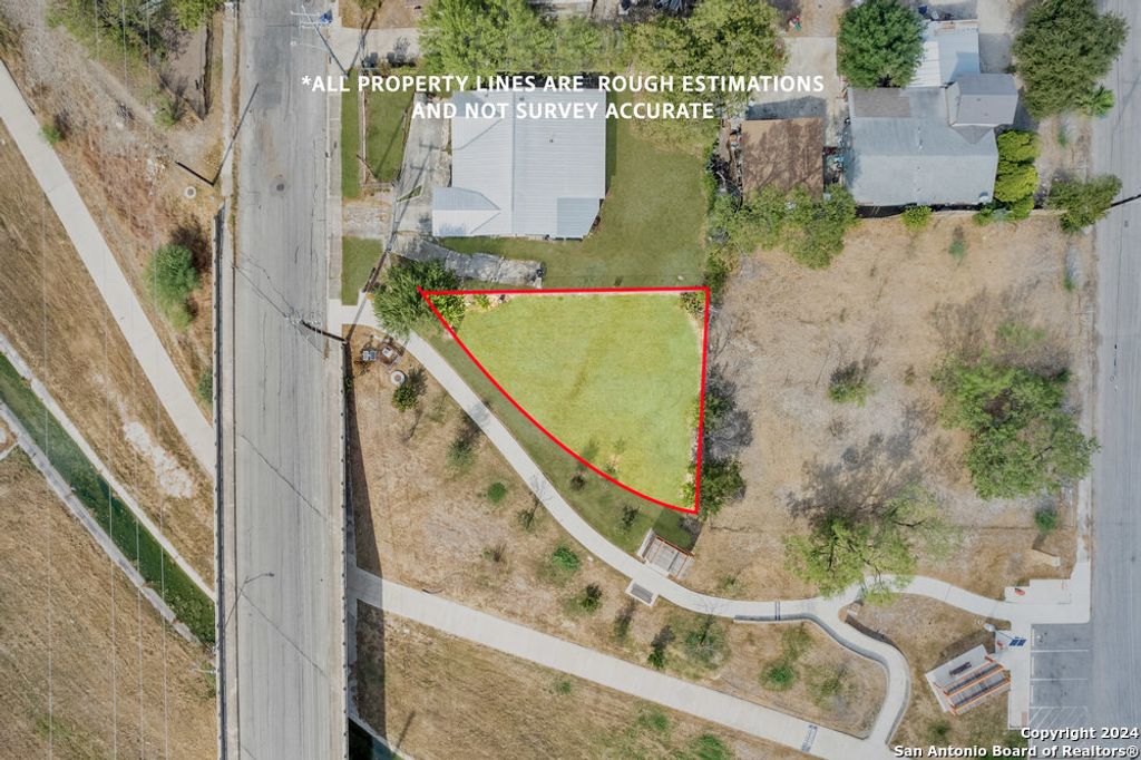 Photo of 332 N SAN IGNACIO AVE, San Antonio, TX 78237 (MLS # 1855065)