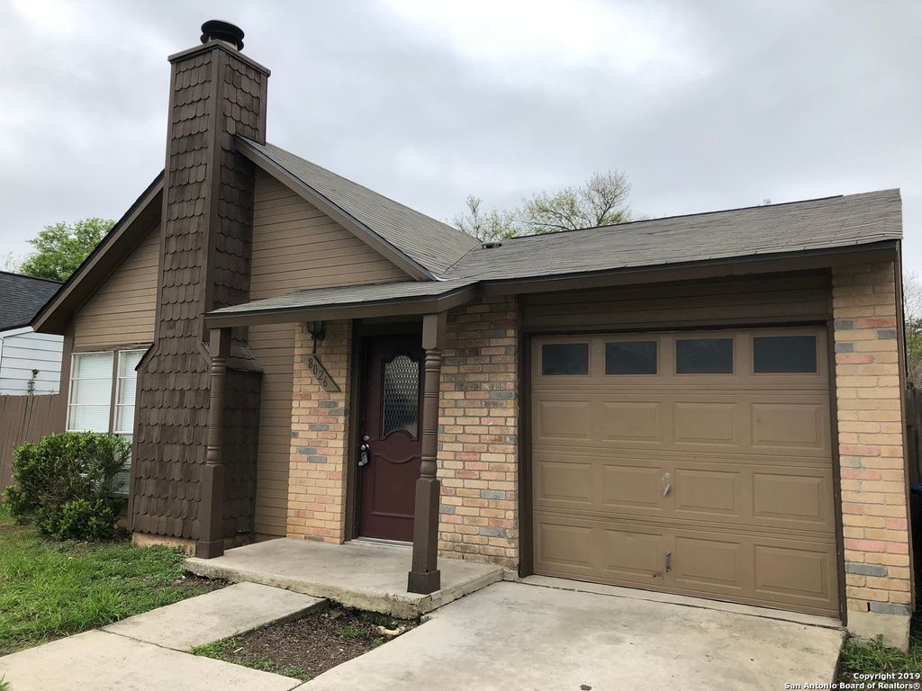 Photo of 8026 Fair Bend, San Antonio, TX 78250 (MLS # 1949376)