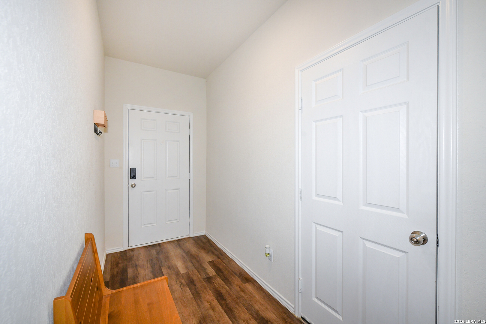 809 Beacon Heights