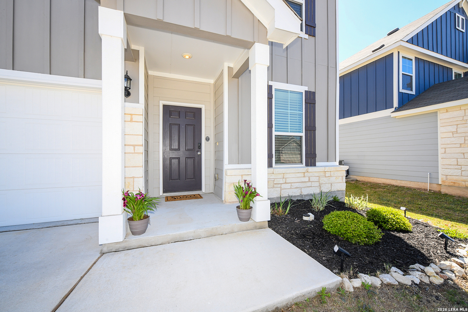 809 Beacon Heights