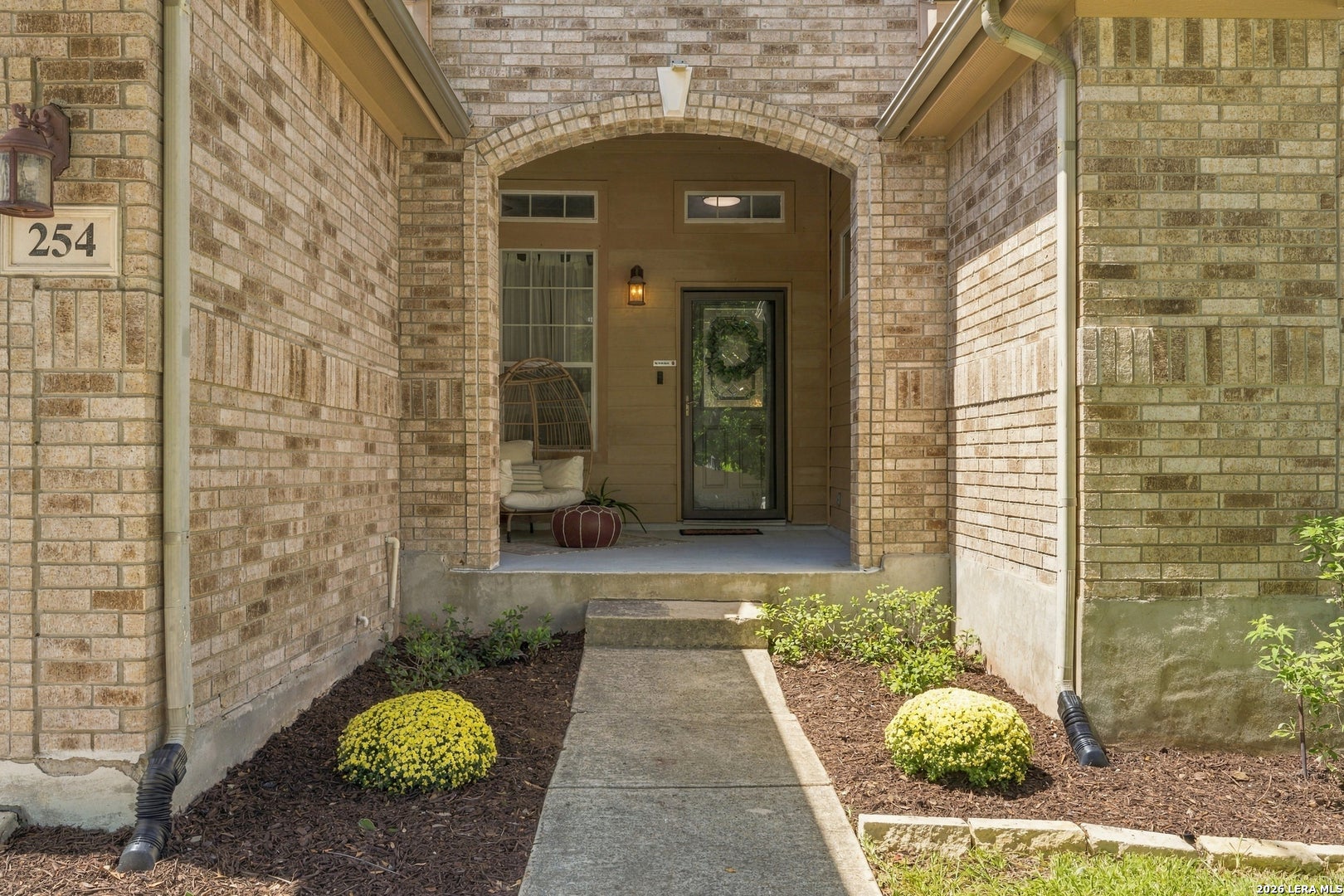 254 MAIDSTONE CV