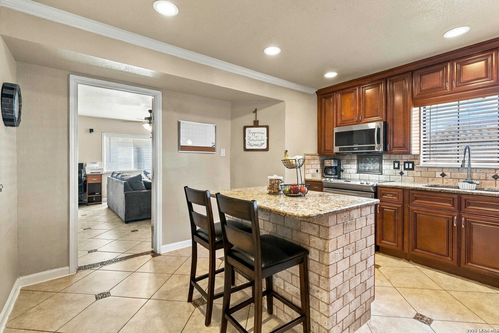 7226 Sunlit Trail