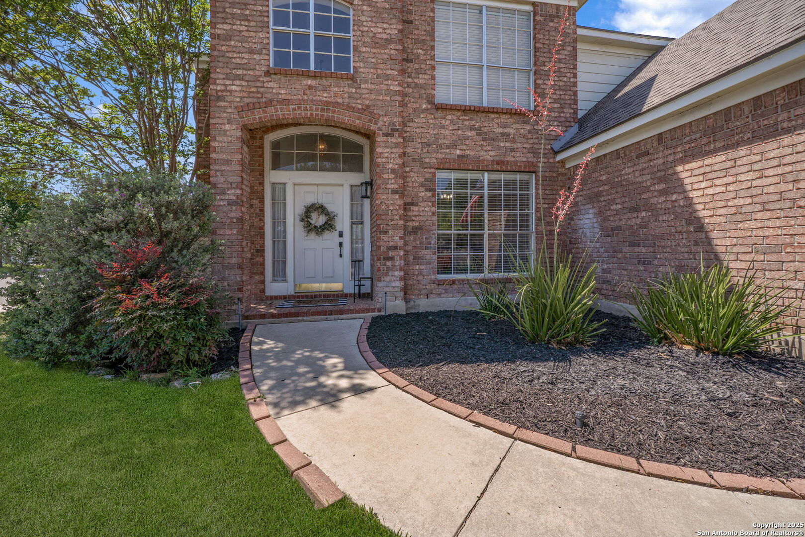 11203 Jadestone