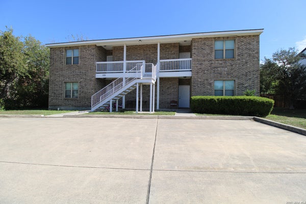 530 DUKEWAY, UNIVERSAL CITY, TX 78148 - Image e7b7f2aeca115261b8efa9f85b9213f4/4122640550