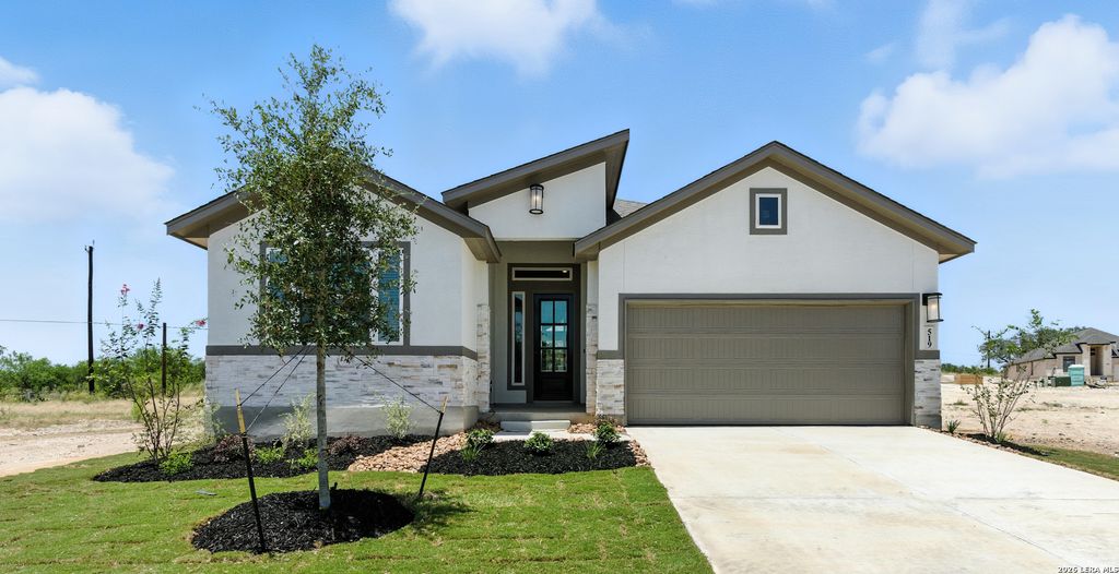 Photo of 165 Mountain Oak, Castroville, TX 78009 (MLS # 1957528)