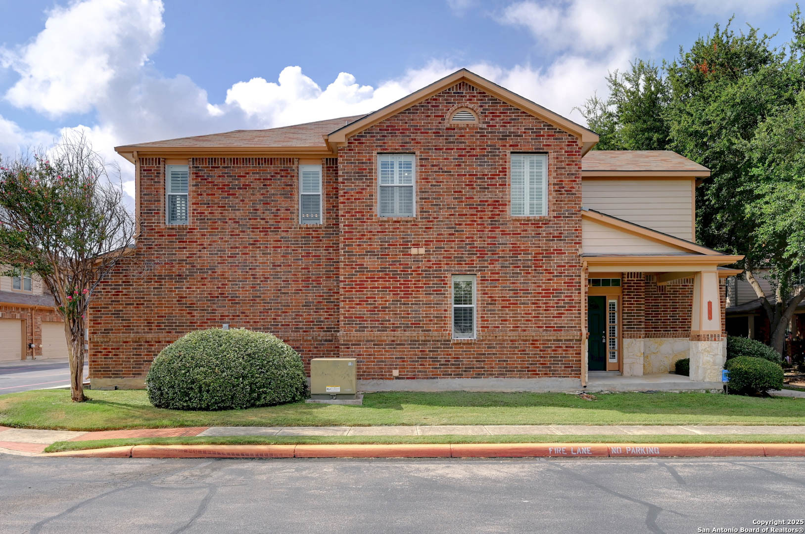 2616 Grayson Way