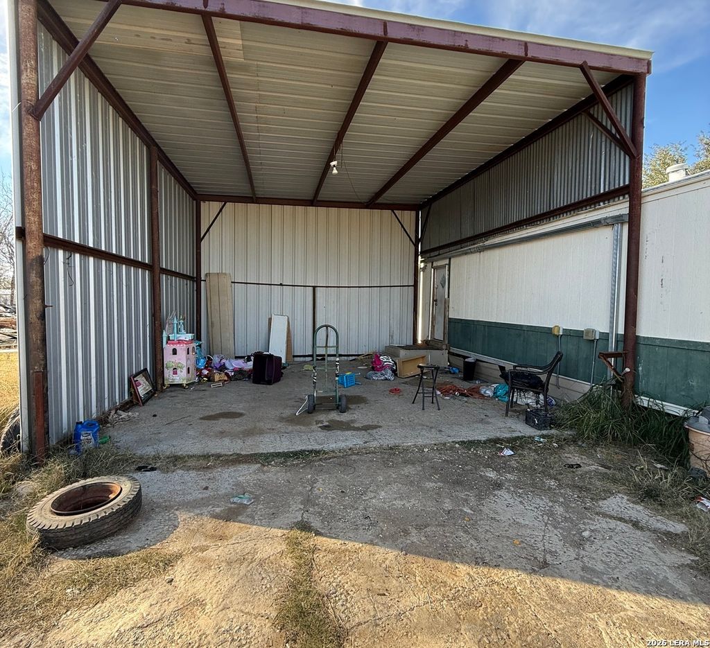 Photo of 1511 Hough, Adkins, TX 78101 (MLS # 1937458)