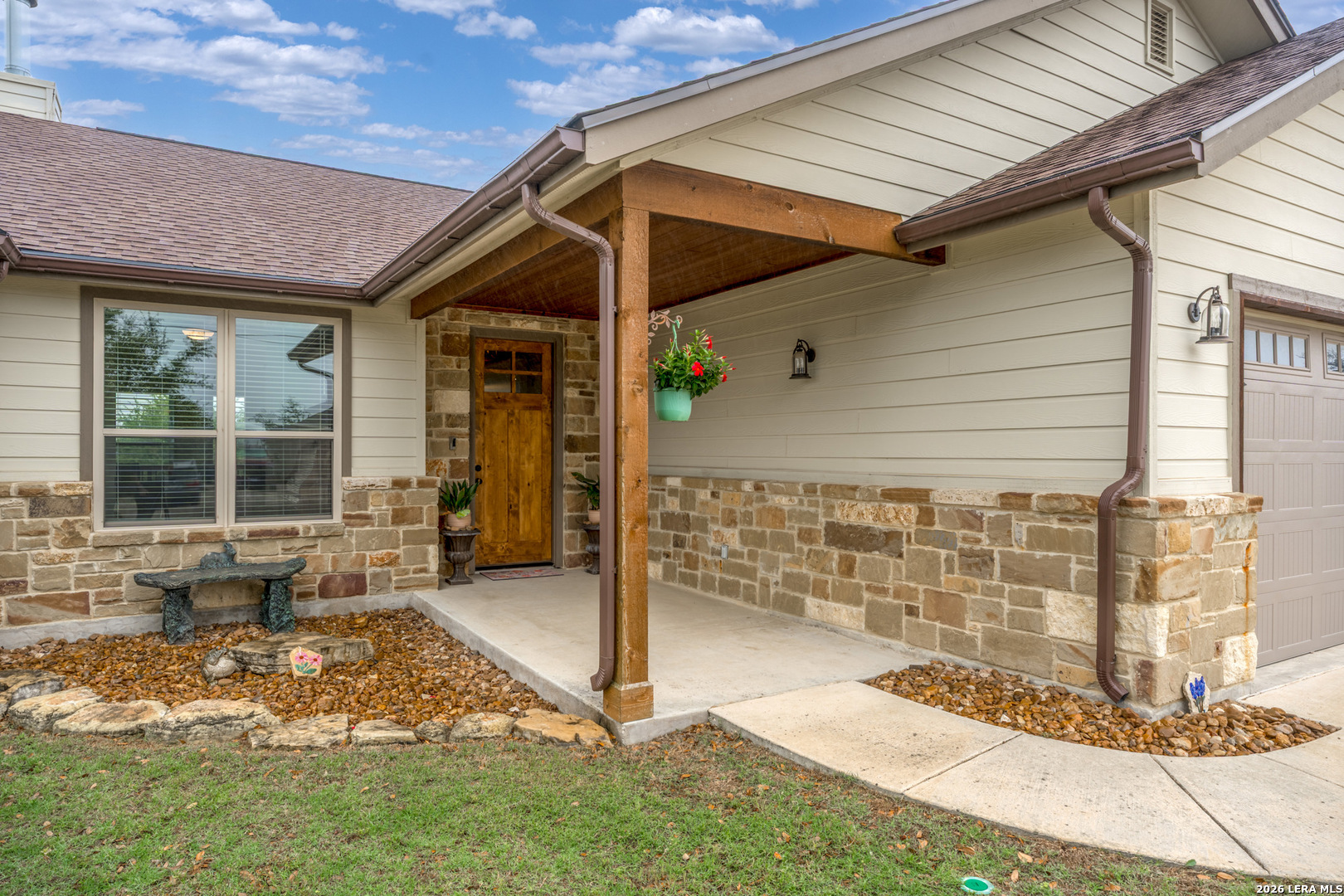 863 Primrose Path