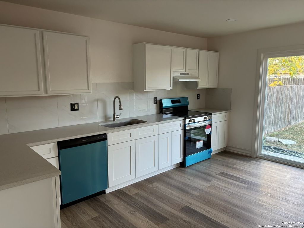 Photo of 2214 Juniper Hill, San Antonio, TX 78245 (MLS # 1923304)