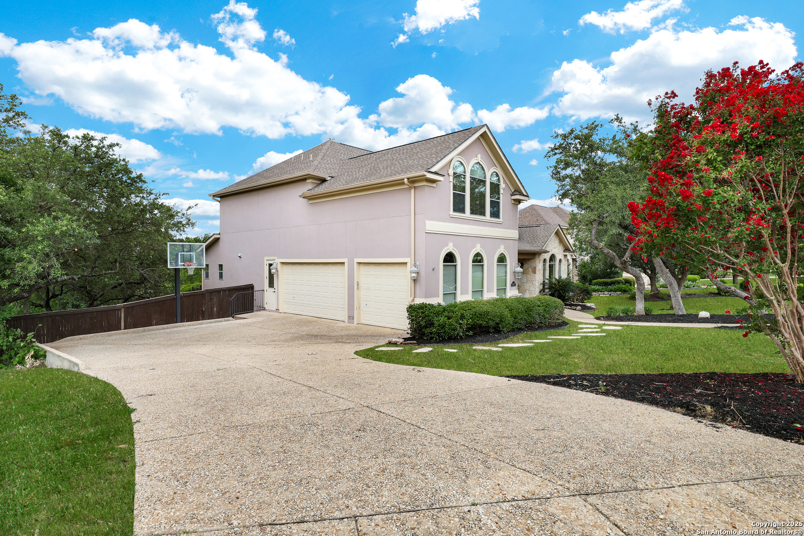 423 Cavayo Trail