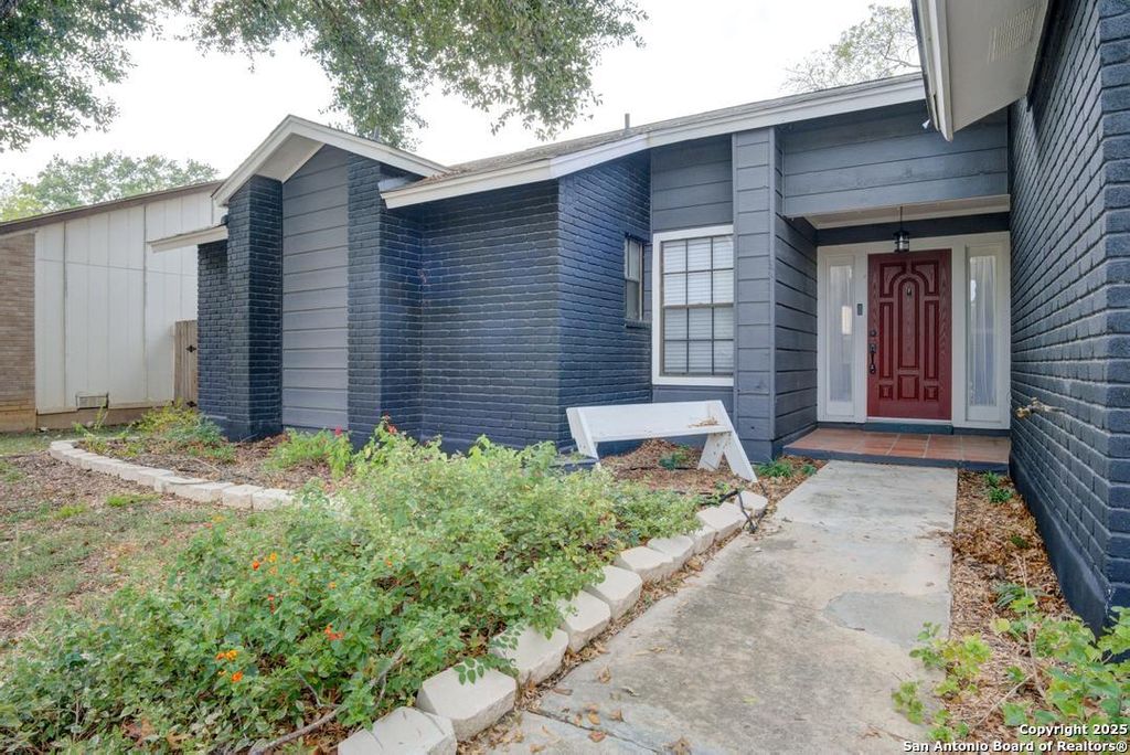 Photo of 7291 Shadow Ridge, San Antonio, TX 78250 (MLS # 1924591)