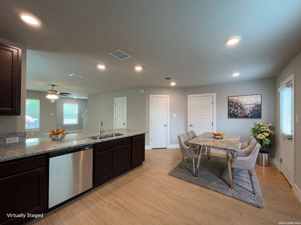 Photo of 324 Mar Hill St, Seguin, TX 78155 (MLS # 1955423)