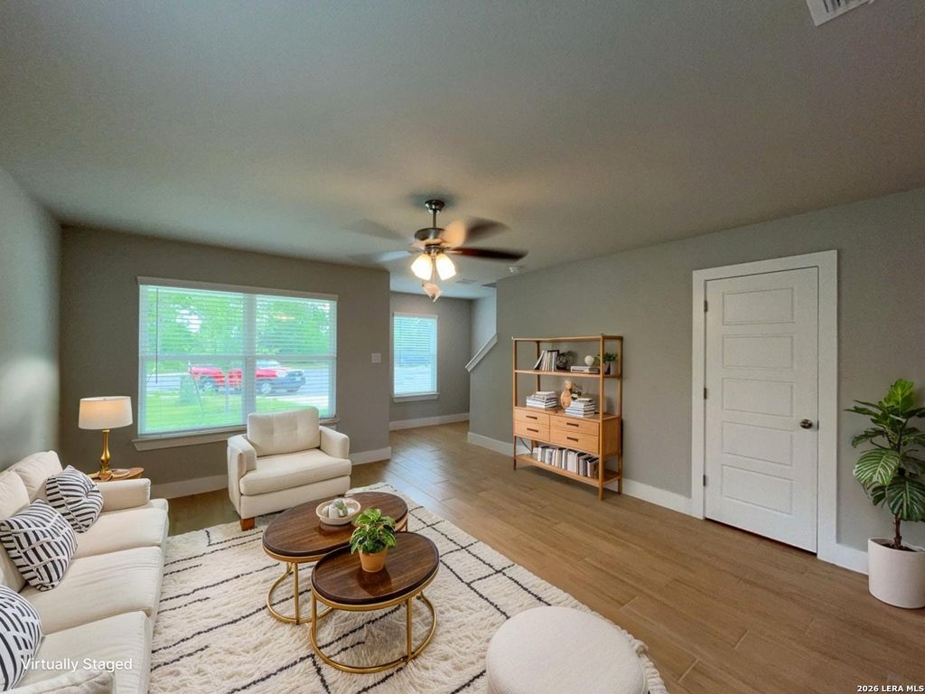 Photo of 324 Mar Hill St, Seguin, TX 78155 (MLS # 1955423)