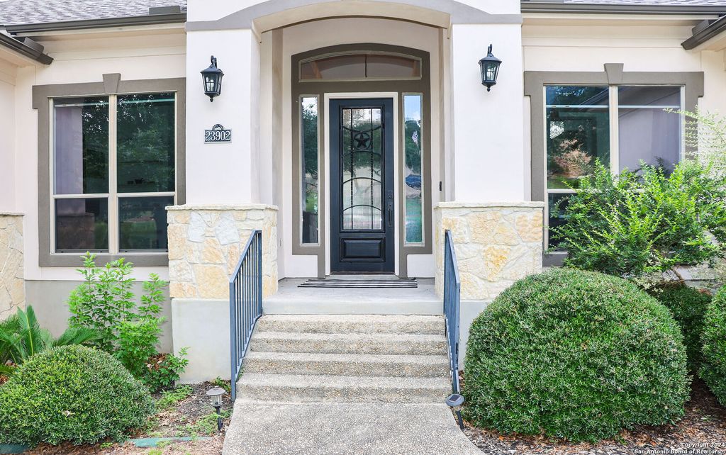 Photo of 23902 Verde River, San Antonio, TX 78255 (MLS # 1926854)