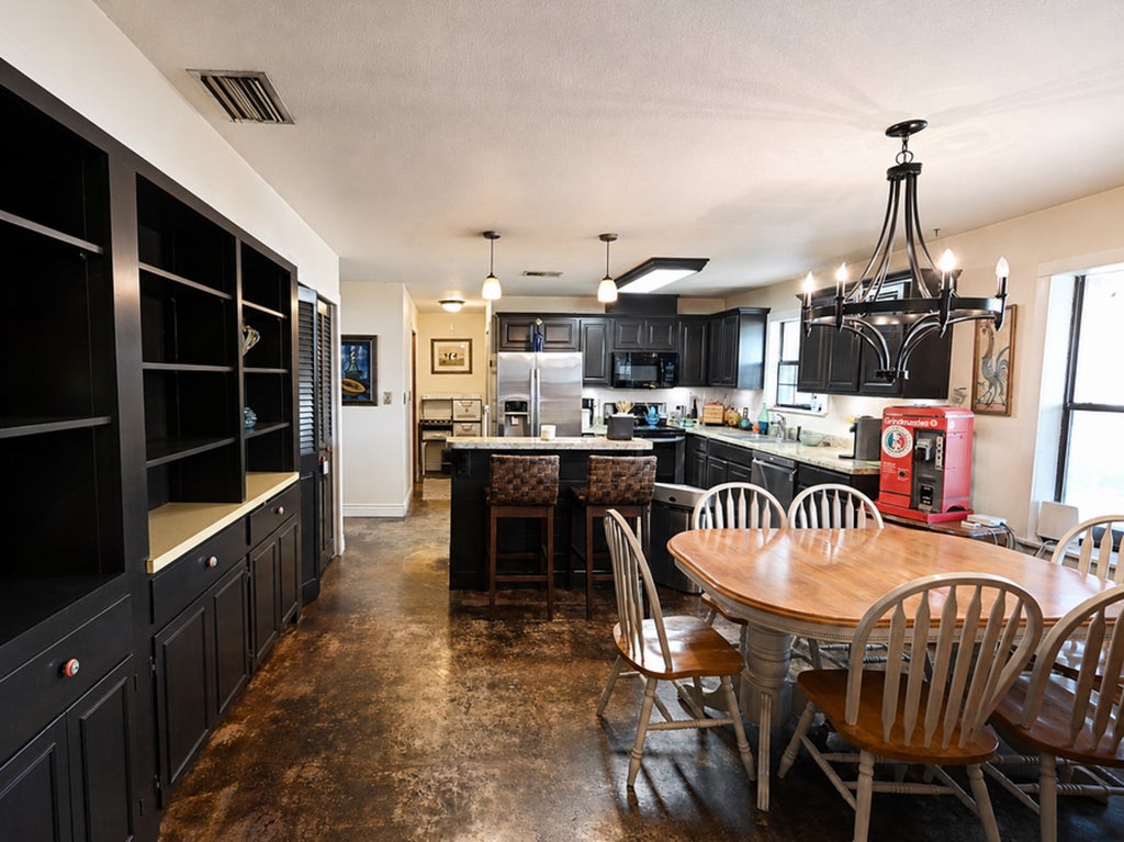 Photo of 5032 S SANTA CLARA RD, Seguin, TX 78155 (MLS # 2012380)