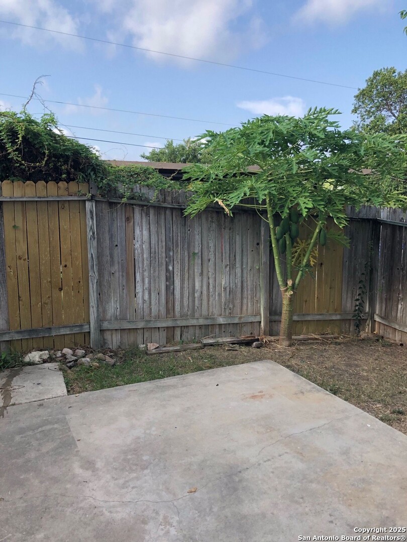 San Antonio, Texas 78213, United States, 2 Bedrooms Bedrooms, ,2 BathroomsBathrooms,Residential,Active,153488