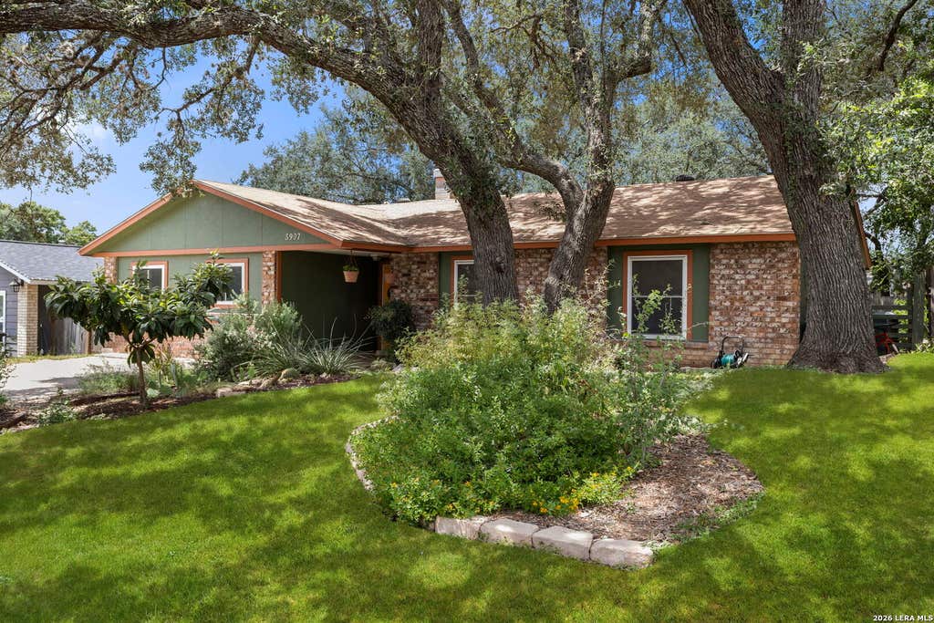 Photo of 5907 HIDDEN BOULDER ST, San Antonio, TX 78250 (MLS # 2007858)